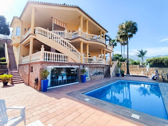 Casa en venta de 4 habitaciones en Andalucía, Málaga
