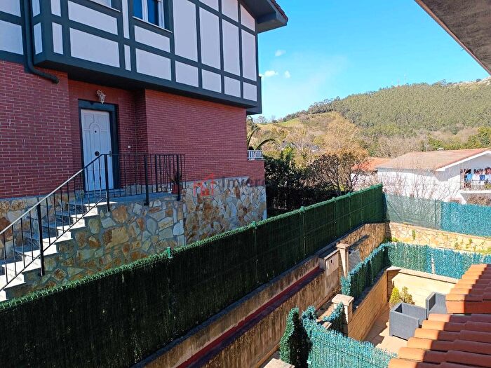 Casas en venta y pisos alquiler - 2