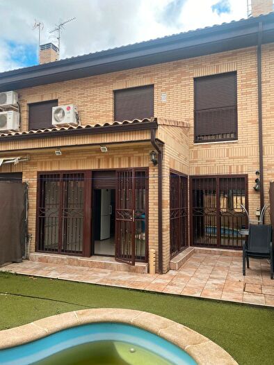 Casa en venta de 4 habitaciones: Torrejón de la Calzada, Madrid