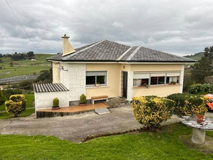Casa en venta de 3 habitaciones, Cantabria, Cantabria