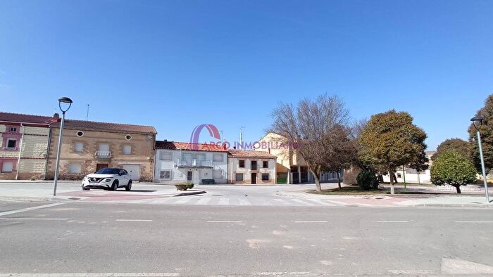 Casa en venta de 4 habitaciones en Castilla y León, Burgos