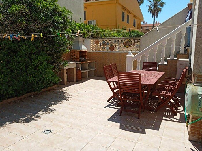 Casa en venta de 4 habitaciones en Comunitat Valenciana, València