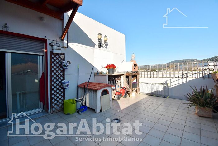 Casa en venta de 3 habitaciones, Villalonga, Valencia