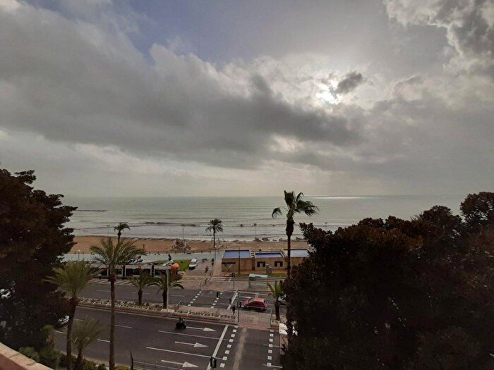 Piso en venta de 4 habitaciones: Comunitat Valenciana, Alicante