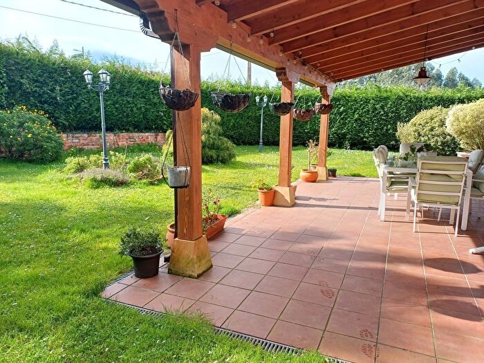 Muros de Nalón, Asturias: Casa en venta de 5 habitaciones