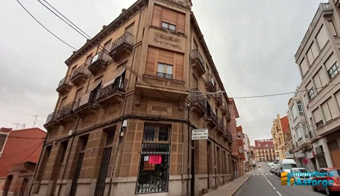 Piso en venta de 4 habitaciones: Astorga, León