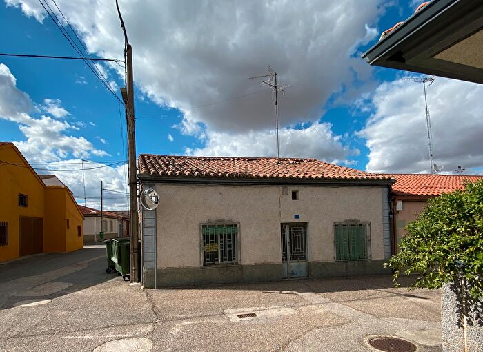 Casa de 4 habitaciones en venta en El Campo de Peñaranda, Salamanca