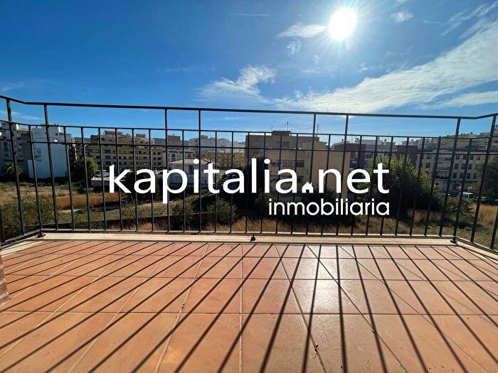 Piso de 3 habitaciones en venta en Comunitat Valenciana, València