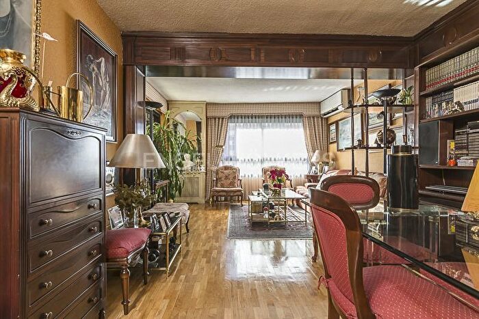 Piso en venta de 4 habitaciones en Fuencarral El Pardo, La Paz