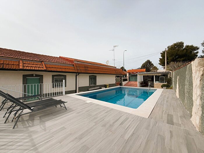 Colmenar de Oreja, Madrid: Casa en venta de 5 habitaciones