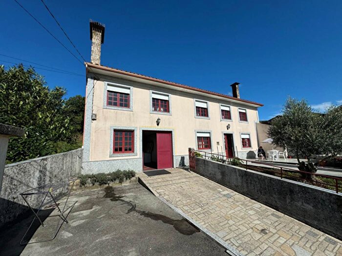 Galicia, A Coruña: Casa en venta de 3 habitaciones