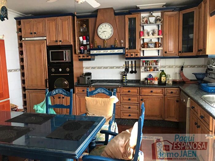 Piso en venta de 4 habitaciones, Torredonjimeno, Jaén