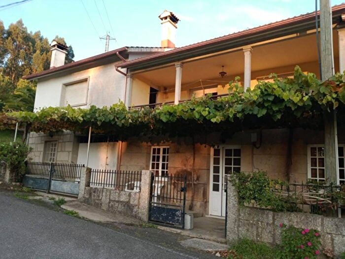 Casa de 4 habitaciones en venta en Galicia, Pontevedra