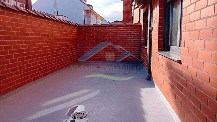 Piso en venta de 2 habitaciones en Castilla y León, León