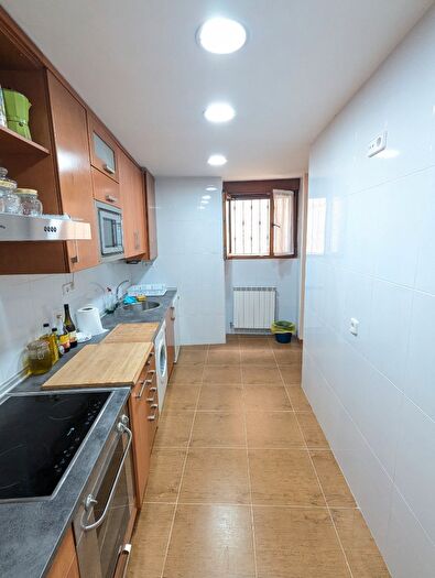 Casas en venta y pisos alquiler - 2