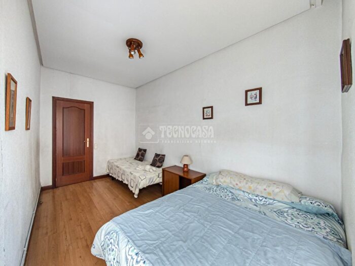 Casas en venta y pisos alquiler - 2
