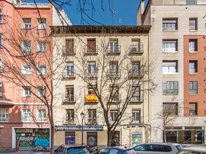 Piso en venta de 4 habitaciones en Moncloa Aravaca, Argüelles