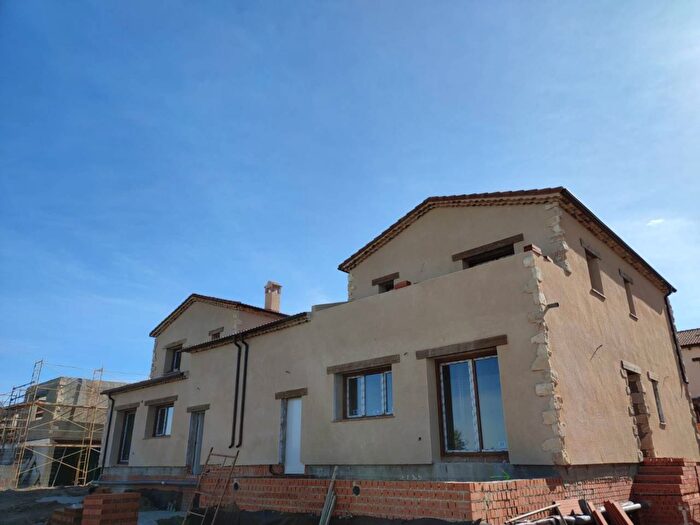 Casa en venta de 4 habitaciones en Castilla y León, Segovia