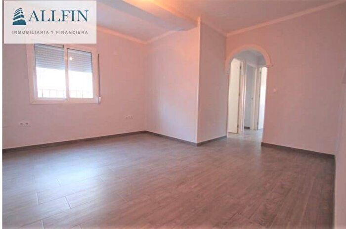 Piso de 3 habitaciones en venta en Andalucía, Cádiz