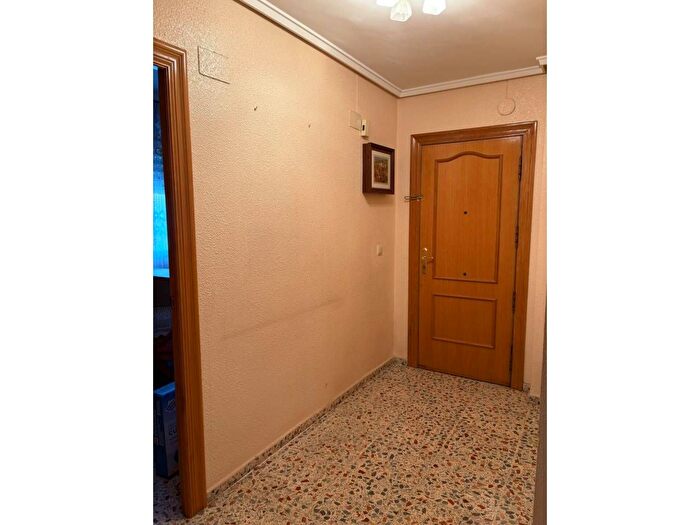 Piso de 4 habitaciones en venta en Pobles del Sud, El Castellar i lOliverar