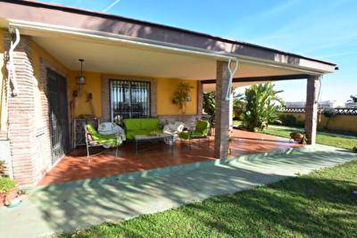 Casa de 3 habitaciones en venta en Andalucía, Málaga