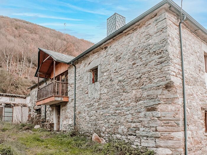 Casa en venta de 7 habitaciones, Barjas, León