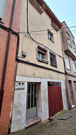 Casa en venta de 6 habitaciones, Villamediana de Iregua, La Rioja