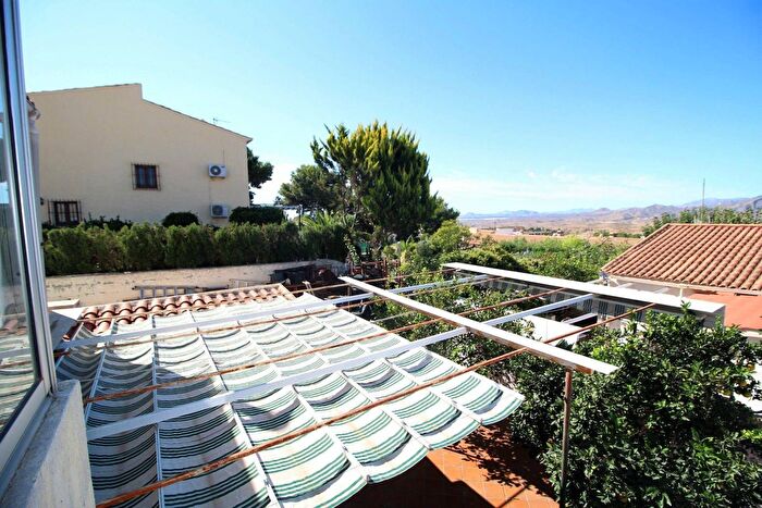 Casa en venta de 4 habitaciones: Comunitat Valenciana, Alicante