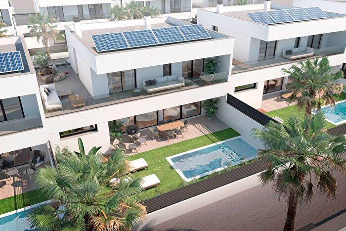 Casa en venta de 4 habitaciones, Comunitat Valenciana, Alicante