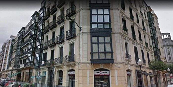 País Vasco, Vizcaya Bizkaia: Piso en venta de 5 habitaciones
