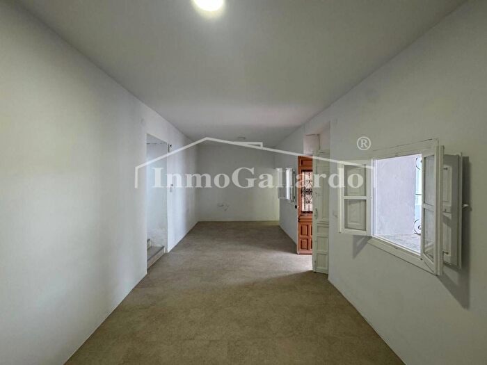 Casa de 4 habitaciones en venta en Ciudad Jardín, Mangas Verdes Las Flores Parque del Sur