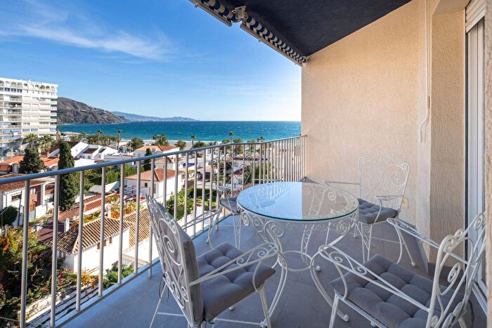 Andalucía, Granada: Piso en venta de 3 habitaciones