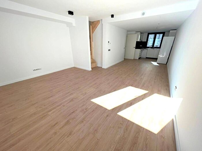 Piso de 3 habitaciones en venta en Andorra, Andorra