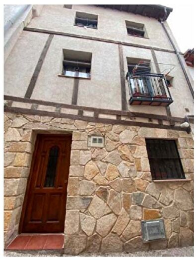 Casa en venta en Pastrana, Guadalajara