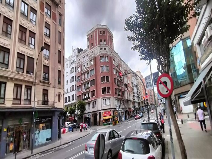 Piso de 5 habitaciones en venta en País Vasco, Vizcaya Bizkaia