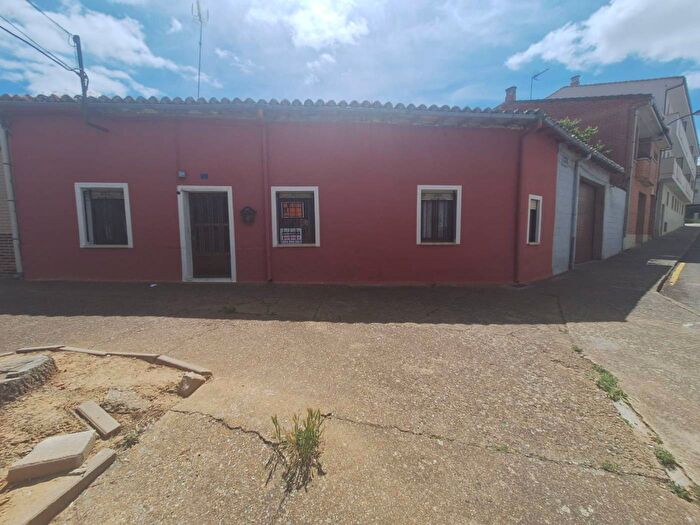 Casa de 3 habitaciones en venta en Castilla y León, León