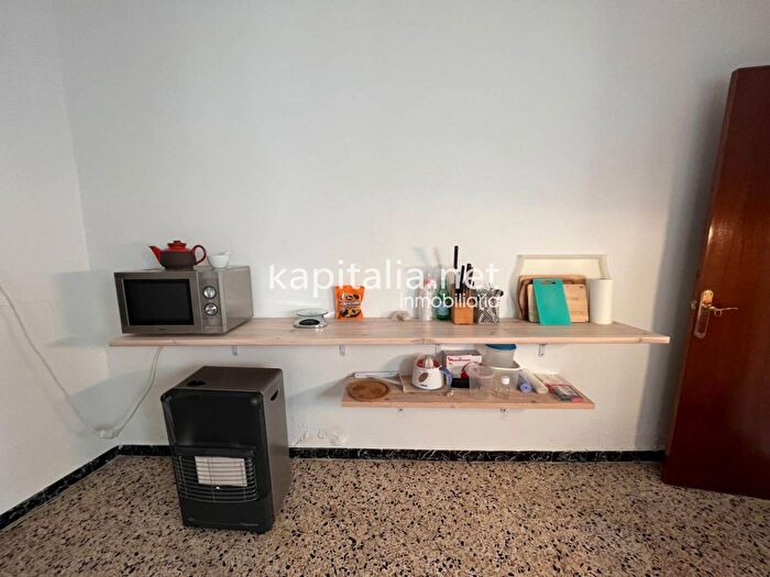 Casas en venta y pisos alquiler - 2