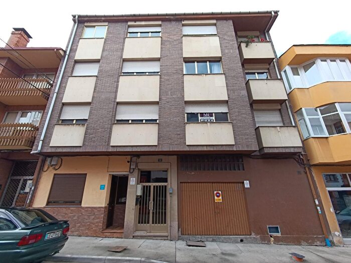 Piso de 3 habitaciones en venta en Villablino, León