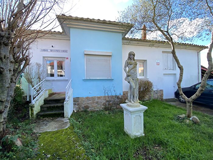 San Felices de Buelna, Cantabria: Casa en venta de 3 habitaciones
