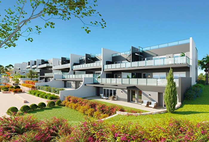 Piso de 3 habitaciones en venta en Comunitat Valenciana, Alicante