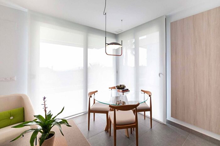 Casa en venta de 3 habitaciones, Comunitat Valenciana, Alicante