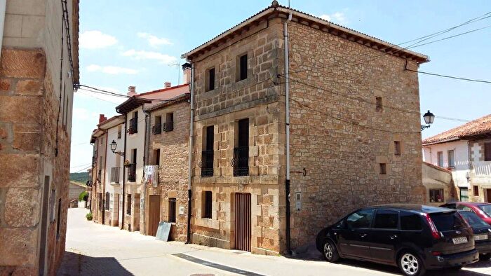 Casa en venta de 4 habitaciones: Castilla y León, Burgos