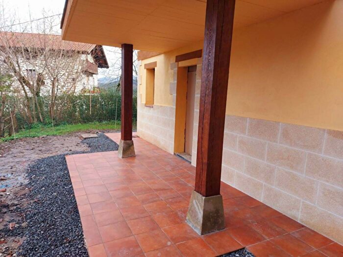 Casas en venta y pisos alquiler - 3