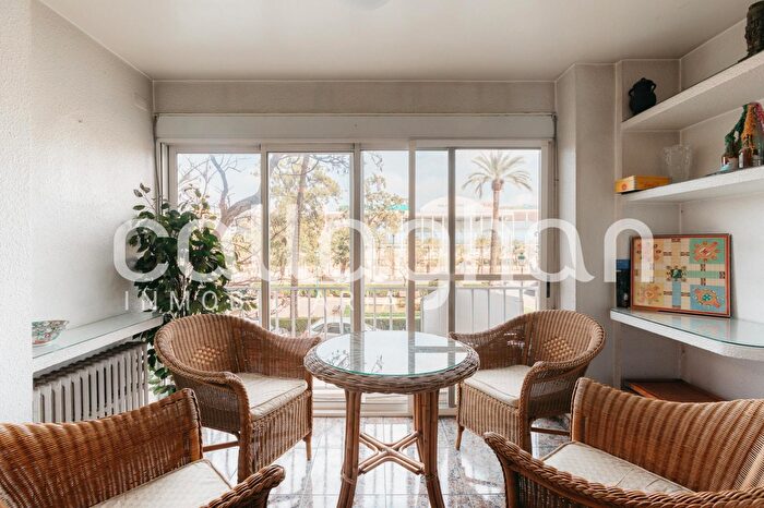 Piso en venta de 4 habitaciones, LEixample, Gran Via