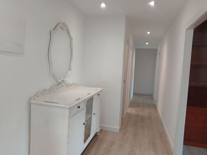 Piso en venta de 4 habitaciones en Galdakao, Bizkaia