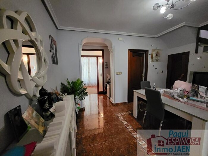Casa de 2 habitaciones en venta en Torredonjimeno, Jaén