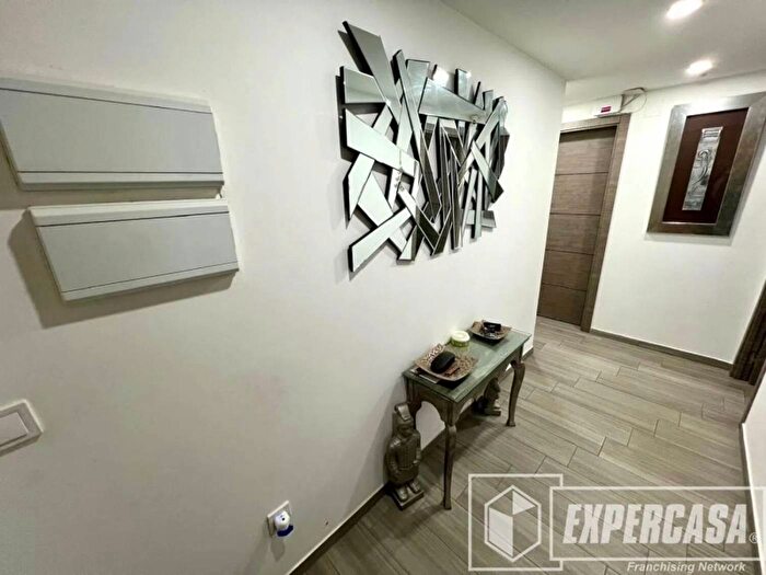 Piso en venta de 5 habitaciones en Comunitat Valenciana, València