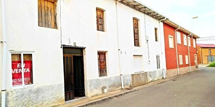 Casa de 3 habitaciones en venta en San Cristóbal de la Polantera, León
