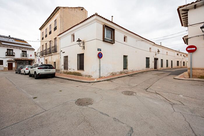 Casa en venta de 9 habitaciones en Fuentidueña de Tajo, Madrid