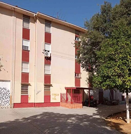 Piso de 4 habitaciones en venta en Andalucía, Sevilla